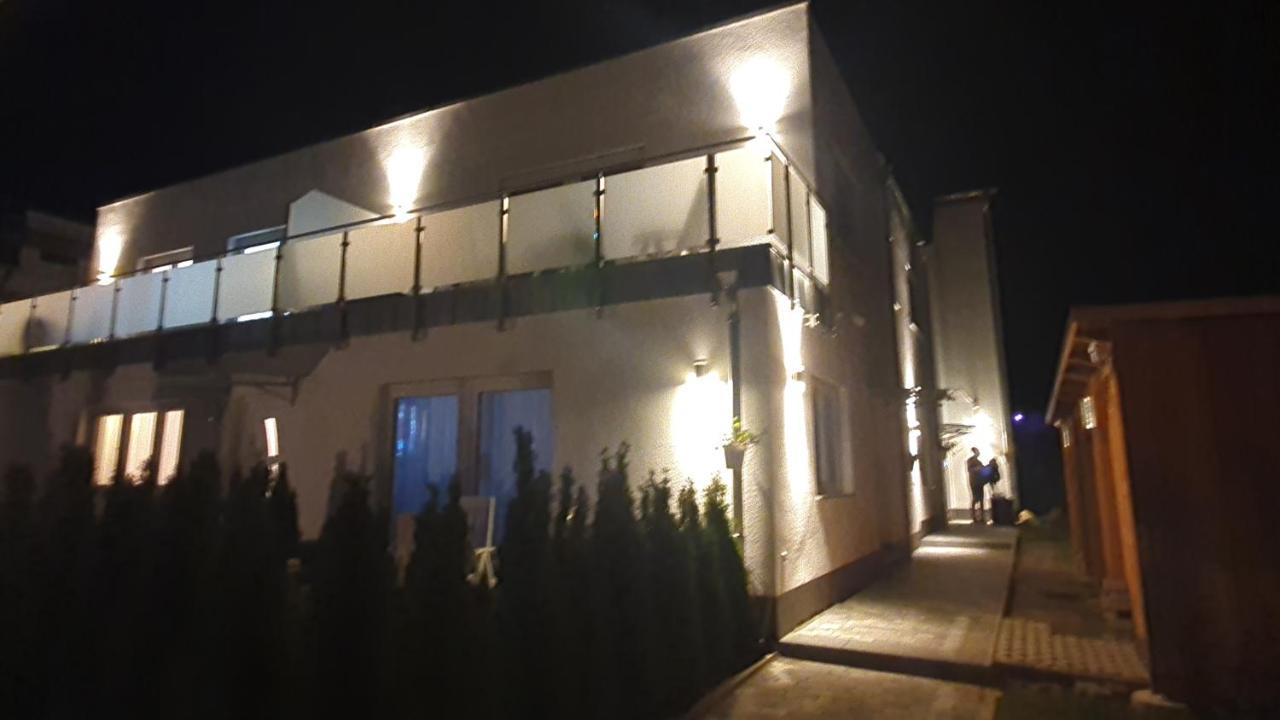 Ferienwohnungen "Godewind", Appartements Mit Balkon Oder Terrasse Zinnowitz Luaran gambar